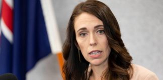 Thủ tướng New Zealand Jacinda Ardern phát biểu tại thành phố Christchurch hôm 13-3
