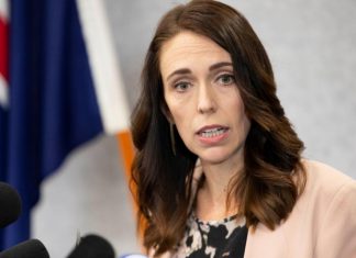 Thủ tướng New Zealand Jacinda Ardern phát biểu tại thành phố Christchurch hôm 13-3